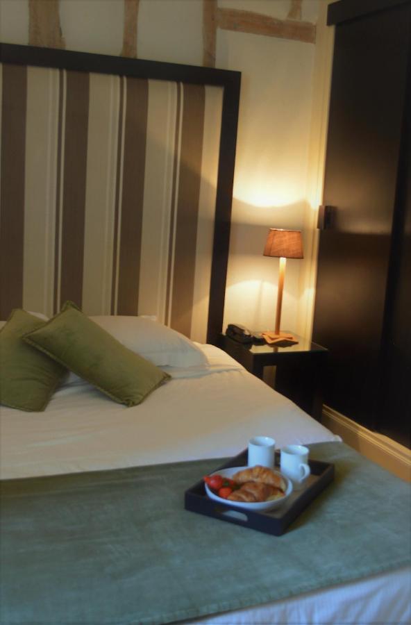 Chateau De La Pomarede Hotel Eksteriør billede